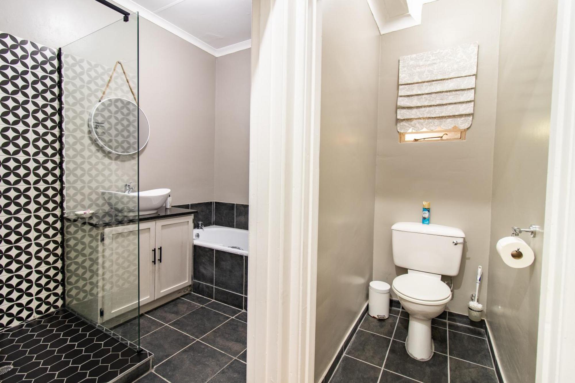 Glenmore Guesthouse Bloemfontein Ngoại thất bức ảnh