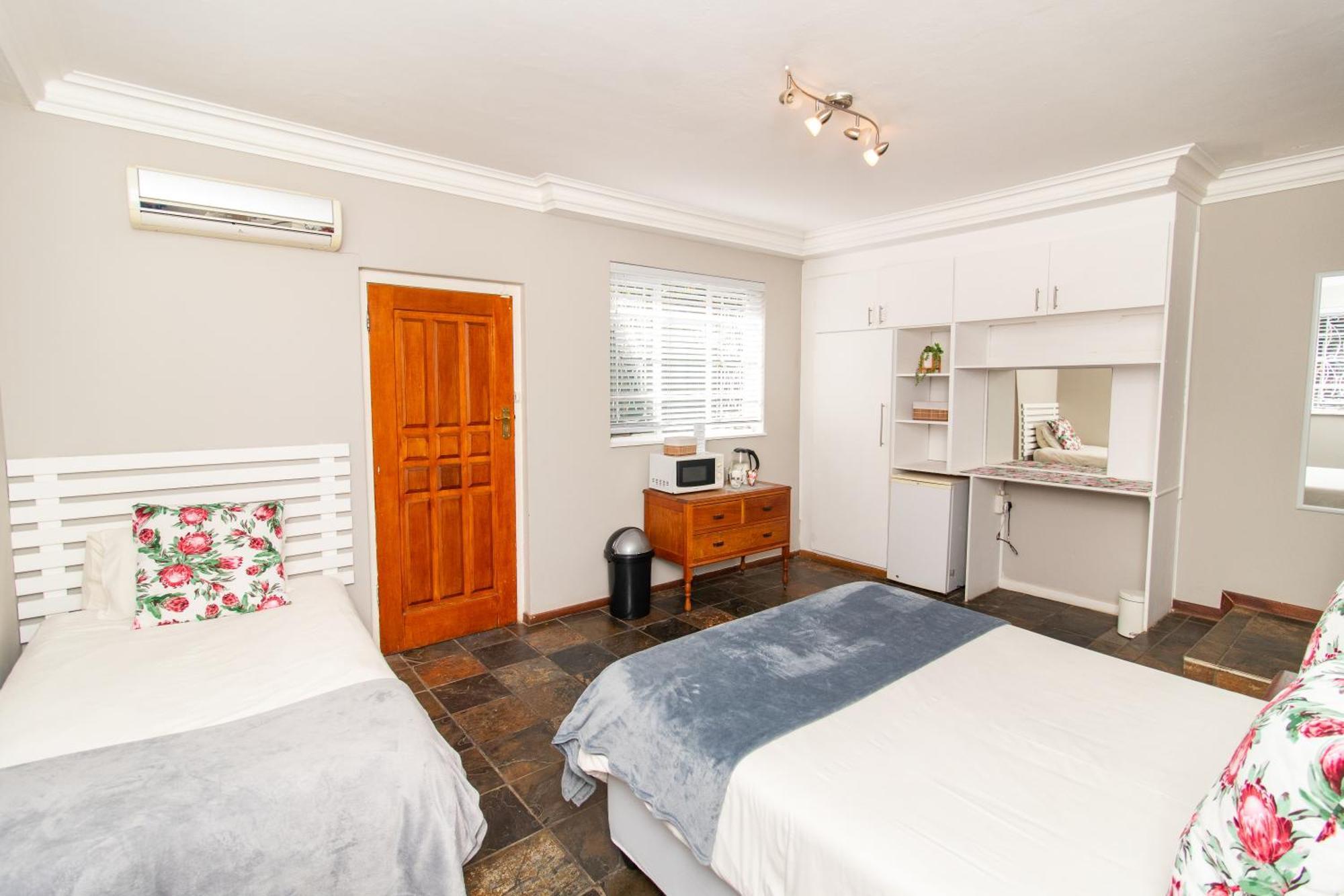 Glenmore Guesthouse Bloemfontein Ngoại thất bức ảnh