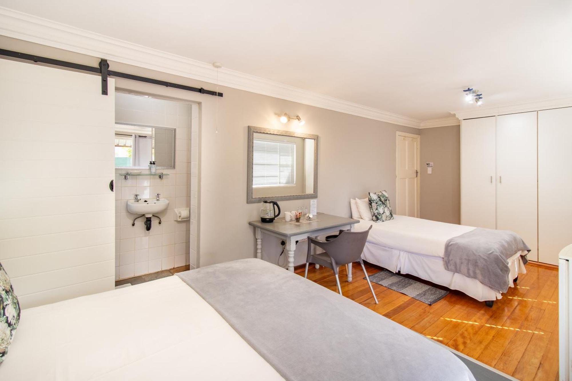 Glenmore Guesthouse Bloemfontein Ngoại thất bức ảnh
